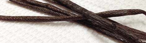 Is Vanilla Extract Halal? And How to Use Vanilla Beans.